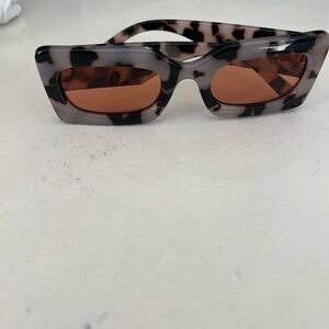 Le Specs Brown and Black Sunglasses with Tortoiseshell Pattern